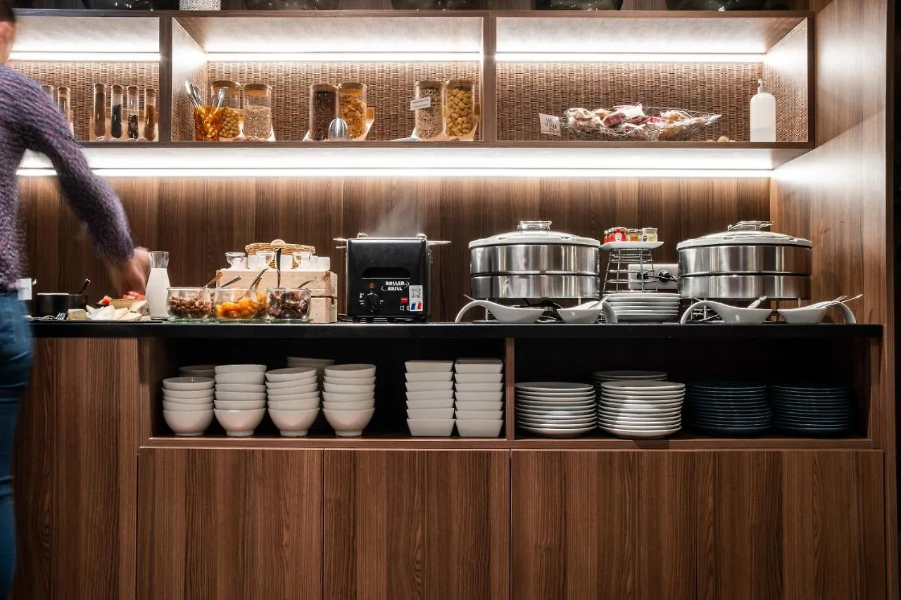 **** Hotel Mercure Grenoble Meylan Frankreich