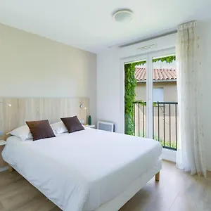 Garden & Lyon - Apartahotel