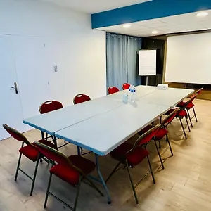 kyriad-marseille-ouest-martigues.fr-provencehotel.com/