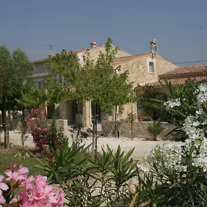 Locations Des Alpilles Appartement Saint-Rémy-de-Provence