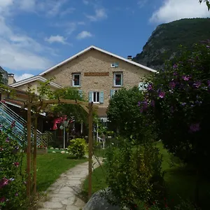 la-petite-auberge-de-niaux.midi-pyreneeshotels.com/